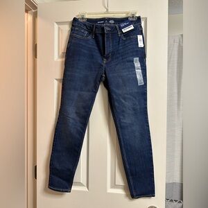 Old Navy Rockstar Super Skinny Smooth Pockets
